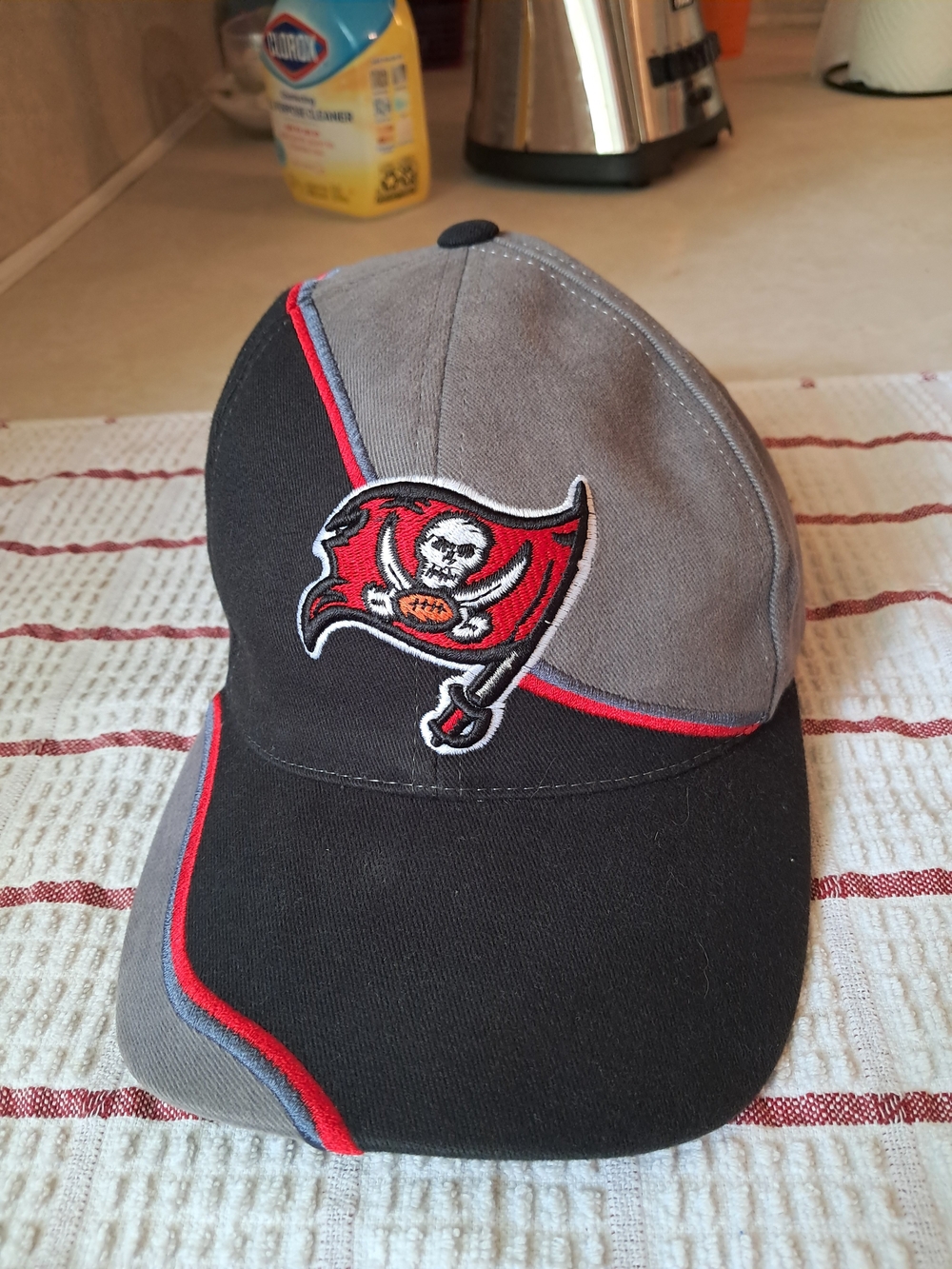 Vintage 90s Tampa Bay Buccaneers Hat Annco NFL Split Panel Snapback Cap